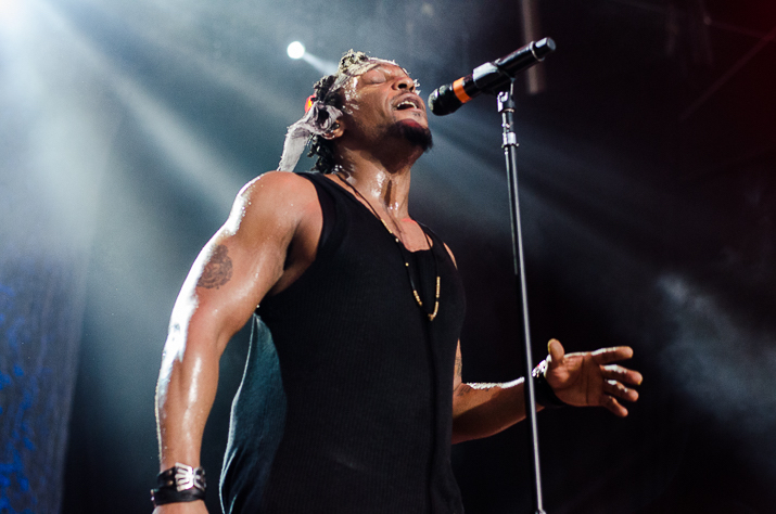 D'Angelo & The Vanguard's Legendary Forest Hills Performance As Told By Nelson George, Greg Tate & Anthony Demby [Photos & Recap]